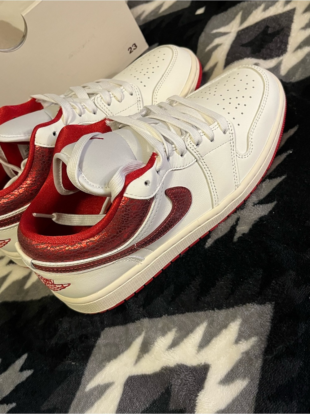 Air Jordan 1 Low Women’s Sneakers - Classic - sail/varsity red-team